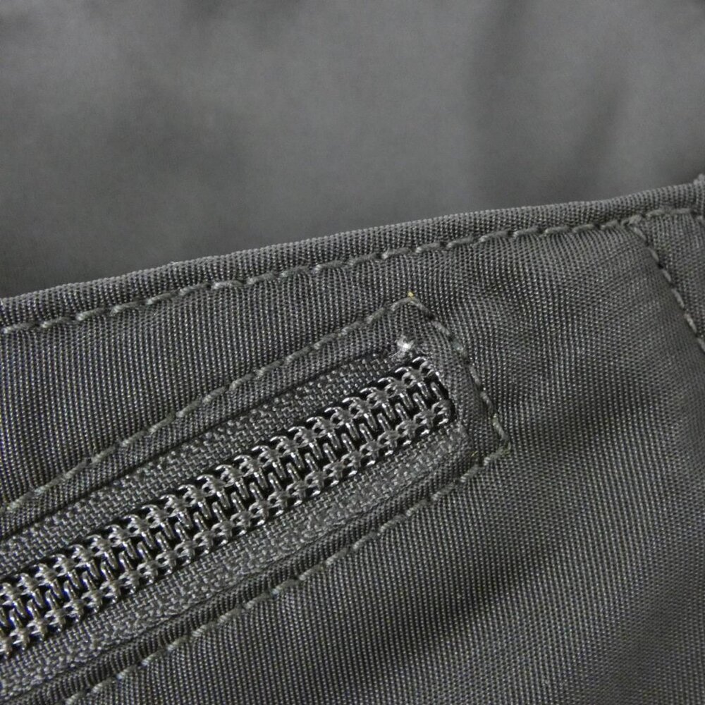 Prada 2 Vl001 Waist Bag - Picture 7 of 10